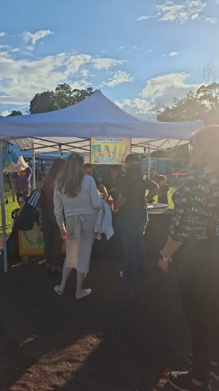 Carrito temático de snacks para fiestas