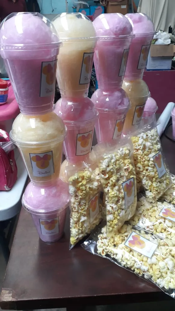 Evento con churros y chocolate caliente